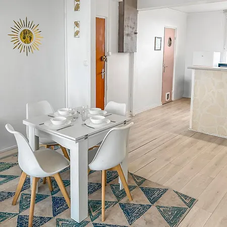Lumineux Avec Balcon & Confort Familial Apartment