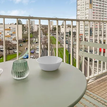 Lumineux Avec Balcon & Confort Familial * Le Havre