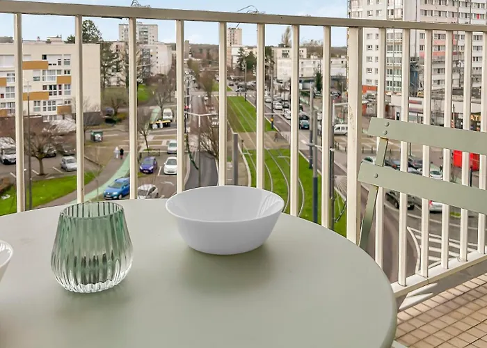 Lumineux Avec Balcon & Confort Familial Hawr